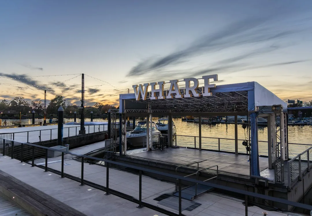 WATERFRONT FRIDAYS – FREE TICKETS OUT NOW!