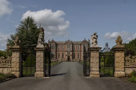 4* Crewe Hall Spa Day with 50 Minute Treatment, Lunch and Prosecco at Crewe