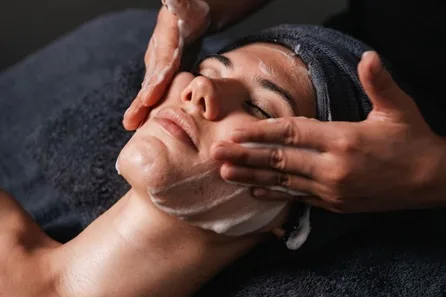 Weekday Back Massage or Facial with Spa Relax for Two at Renew, Hilton Bankside Spa at Renew, Hilton Bankside Spa