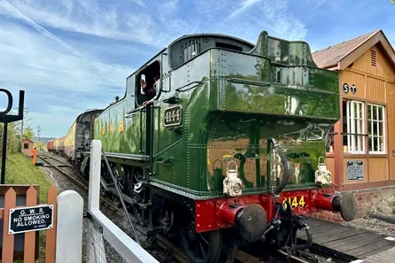 Chiltern Hills Steam Train Discovery Day with Breakfast for Four at Chinnor