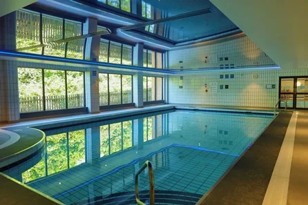Hampshire Court Hotel Spa Day with 50 Minute Treatment, Lunch and Prosecco at Basingstoke