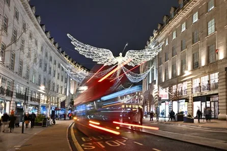 London Christmas Lights Photography Tour at Embankment