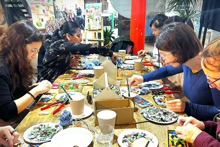 Make Your Own Traditional Mosaic with Cocktail at Art Play London at Art Play London
