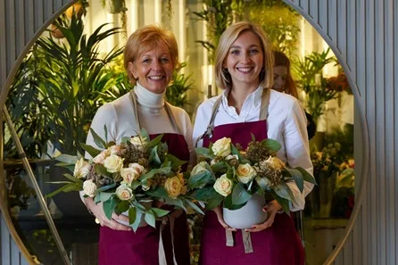 Moyses Stevens Flowers Vase Arrangement Workshop for Two