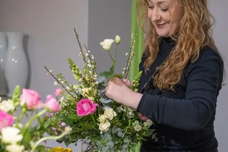 Moyses Stevens Flowers Vase Arrangement Workshop at London