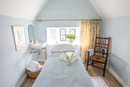 One Night Luxury Stay with Spa Treatment, Dinner and Breakfast for Two at Hogarths Stone Manor, Worcestershire at Hogarths Stone Manor, Worcestershire, Kidderminster