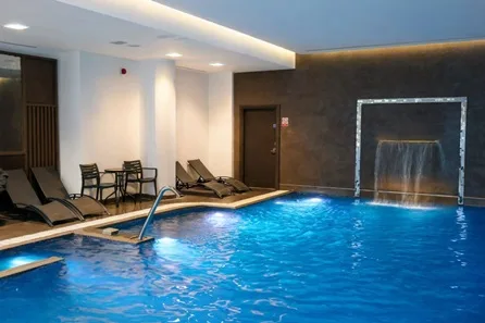 Relaxing 50 Minute Full Body Massage with Fizz and Afternoon Tea for Two at Beauty & Melody Courthouse Spa, Shoreditch at Beauty & Melody Courthouse Spa, Shoreditch