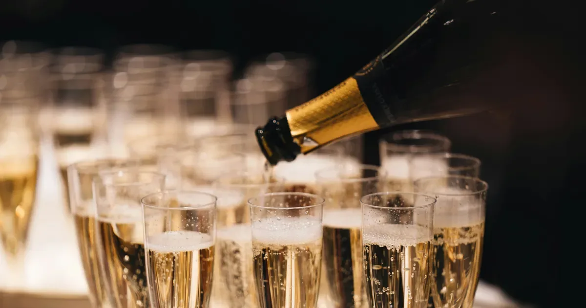 MF17a Champagne Reception