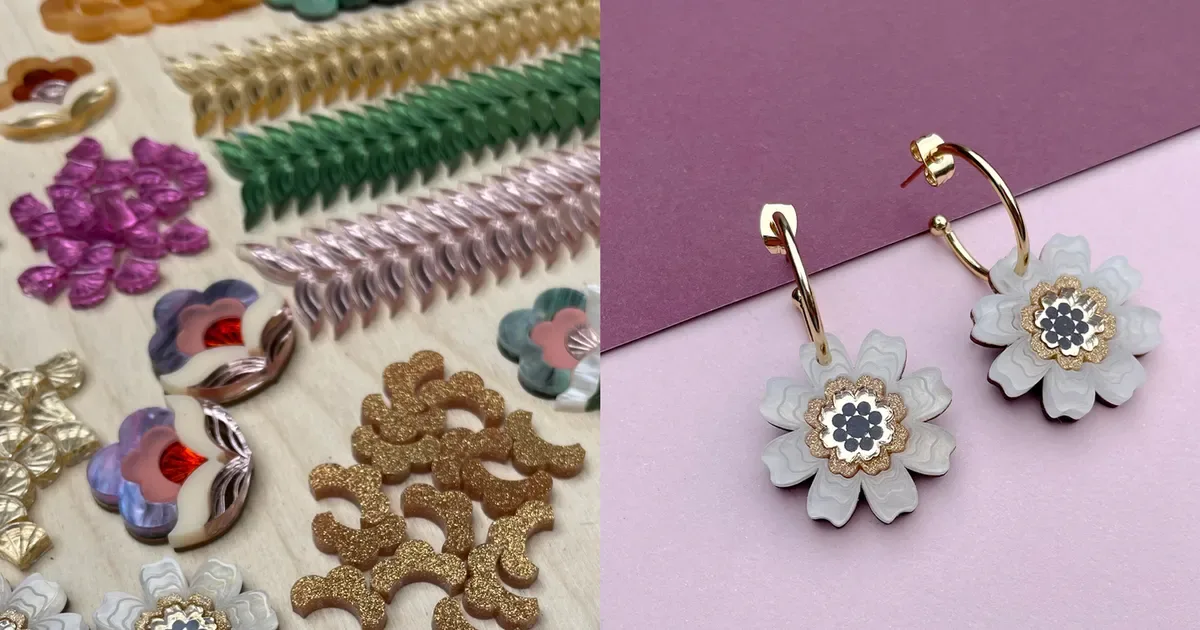 Let’s Make Earrings, Girls at Coret