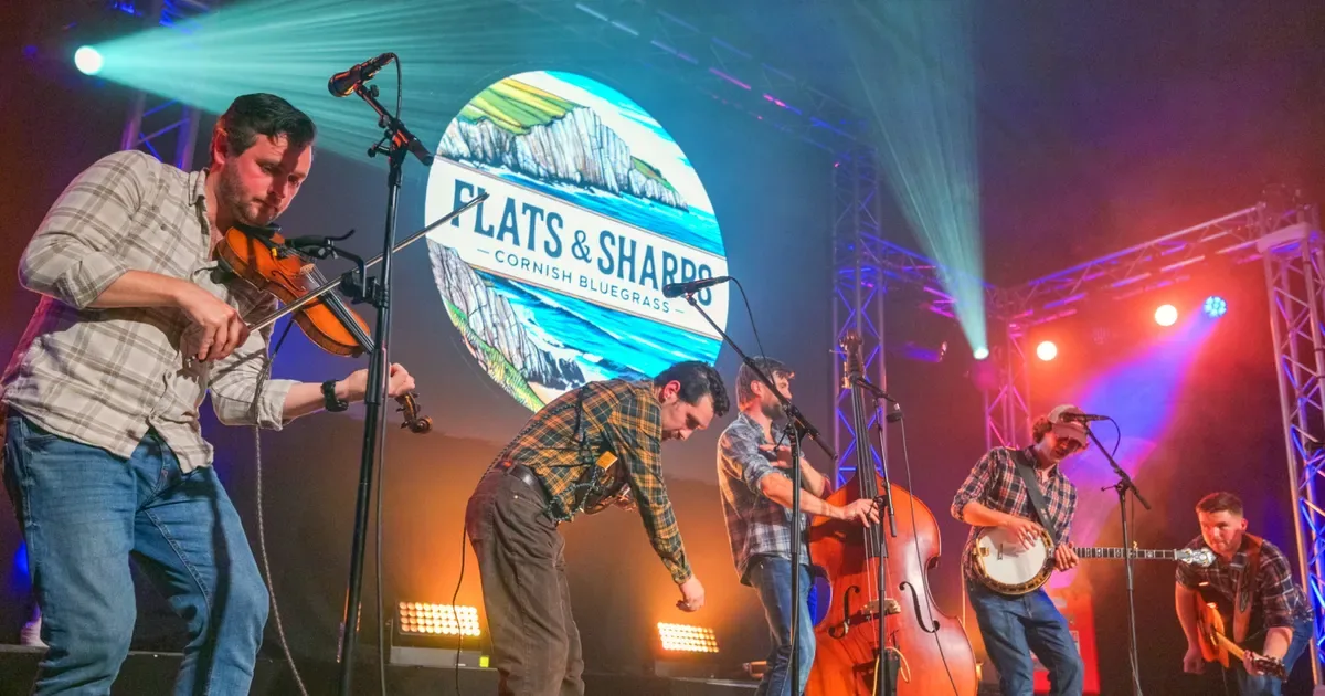 Flats & Sharps at Chapel Arts Centre