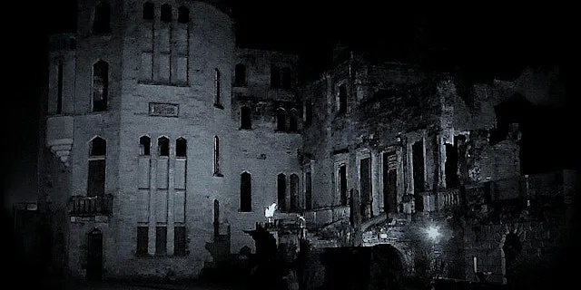 Guys Cliffe House Ghost Hunts Warwick with Haunting Nights at Guys Cliffe House