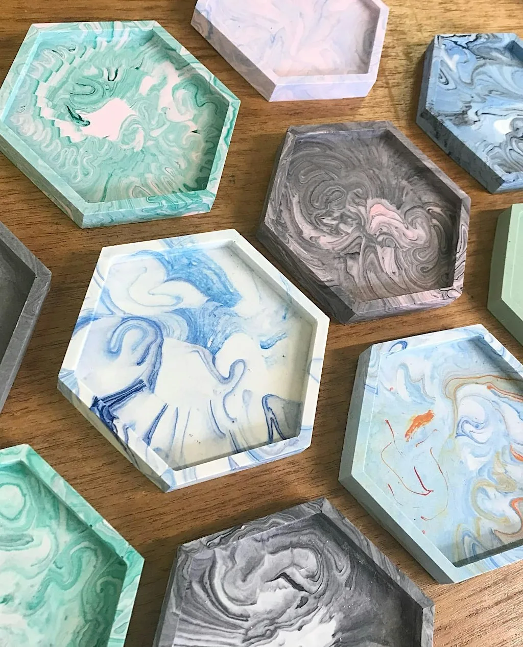 Jesmonite Eco-Resin (Middleton) at M24 Arts and Crafts