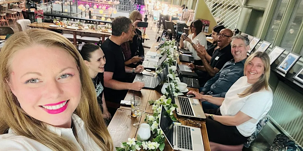 Co-working and Cocktails - Networking, LinkedIn Insights, and Lunch!