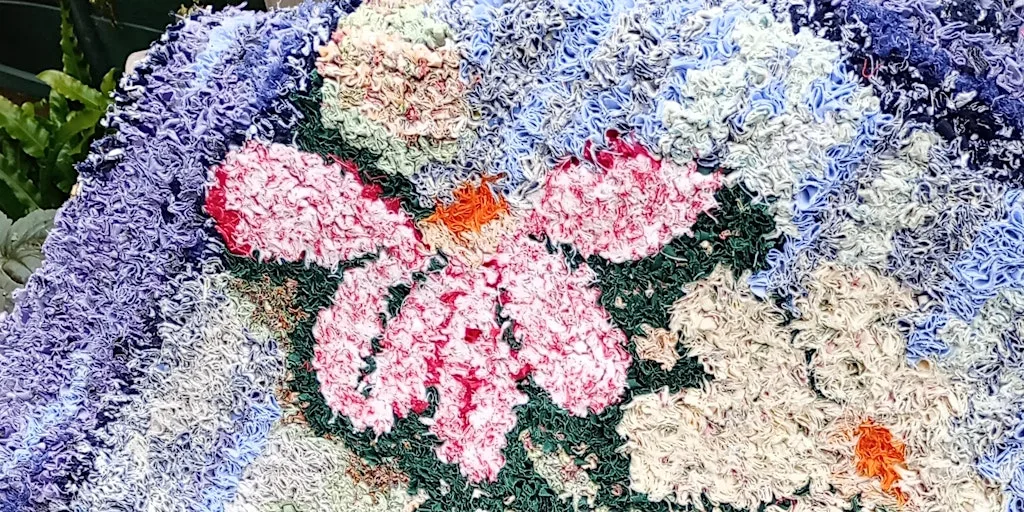 Rag rugging with beautiful patterns
