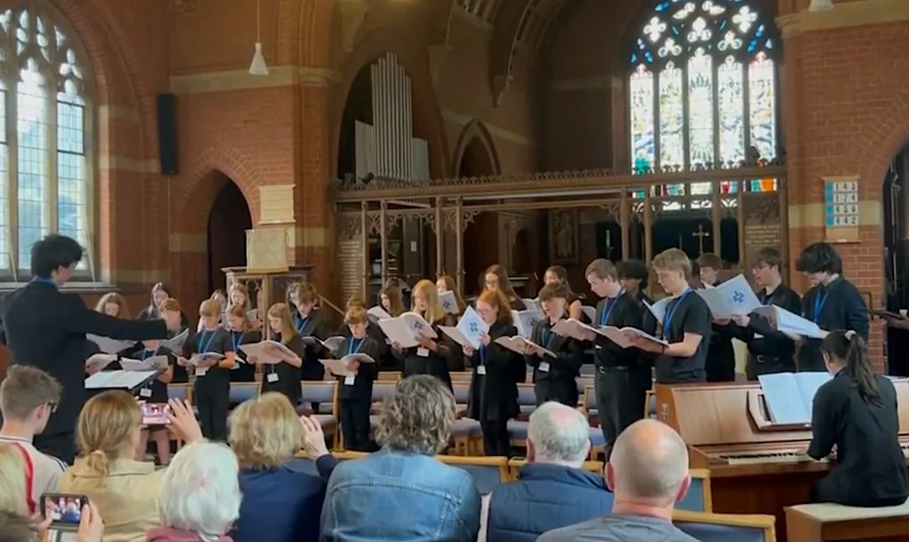 Thanet Youth Chamber Choir - 'A Patchwork Requiem' Concert at St Andrew's Church