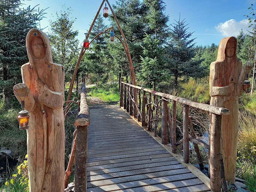 Adventure Walk in Dorlindon Forest - Family Friendly
