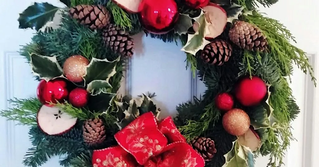 Christmas Wreath Decorating Workshop at Liverpool Cathedral