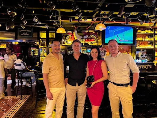 100 Cities Project: Edinburgh | Dinner with New Friends at Restaurant of the Week