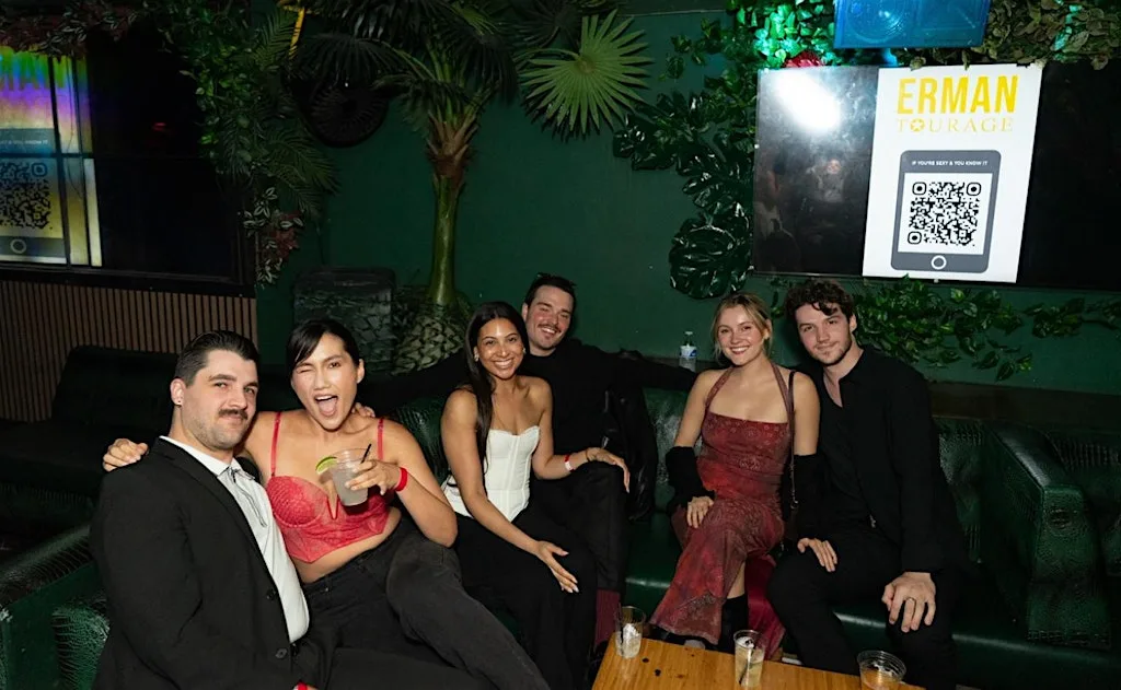 My 30’s in the City: Portsmouth | Dinner with New Friends at Restaurant of the Week