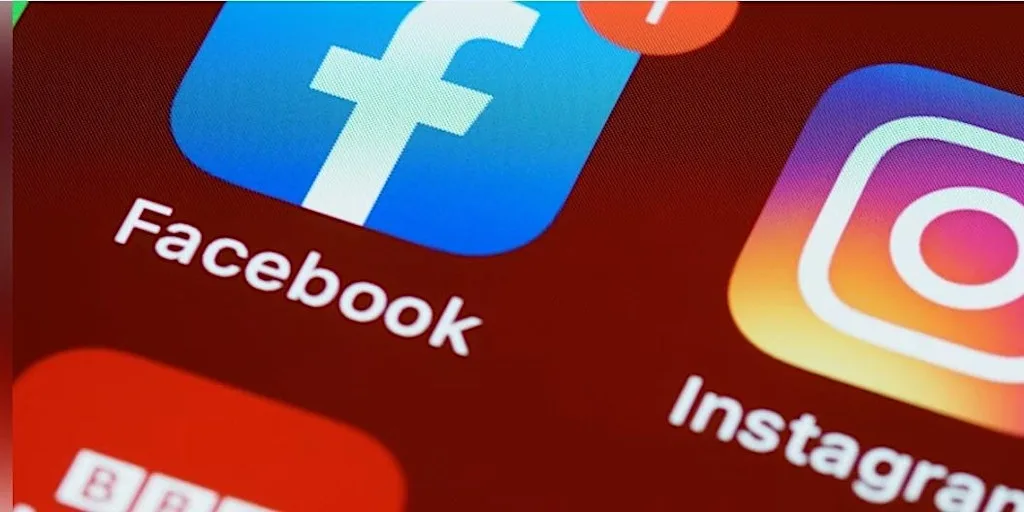 Using Facebook and Instagram for your business at Rochdale Central Library