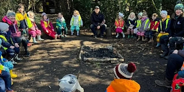 Attenborough Adventurers Stay and Play at Attenborough Nature Reserve - Parking at ANC