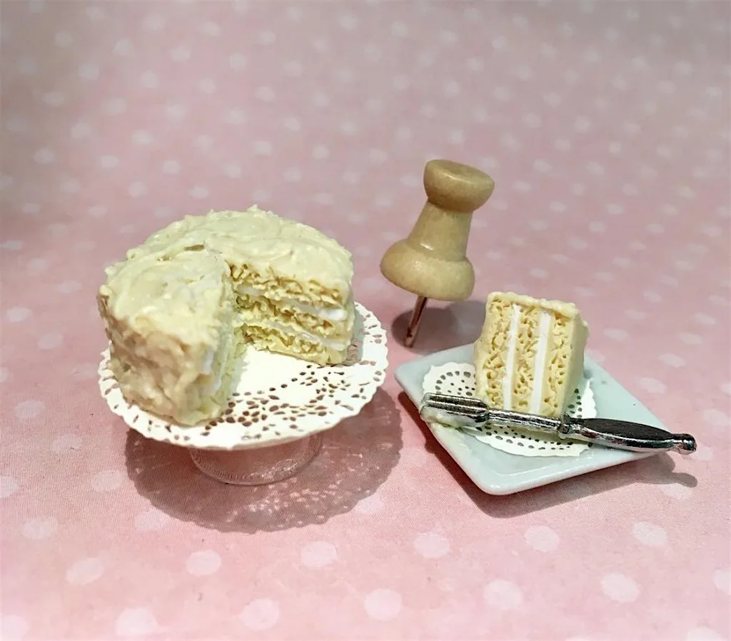Marvellous Miniature Masterclass - Create Tiny Sweet Treats at Broadstone Mill Shopping Outlet