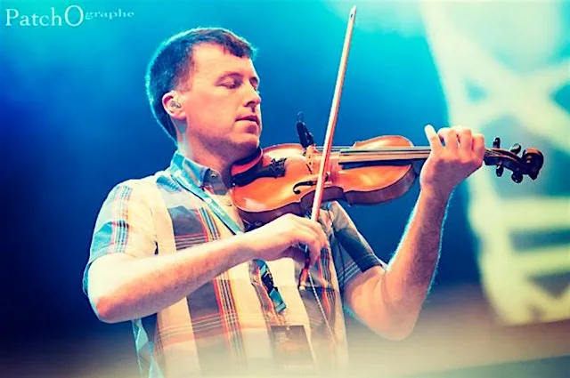 Fiddle Workshop with Liam Flanagan at Gaelscoil Uí Éigeartaigh