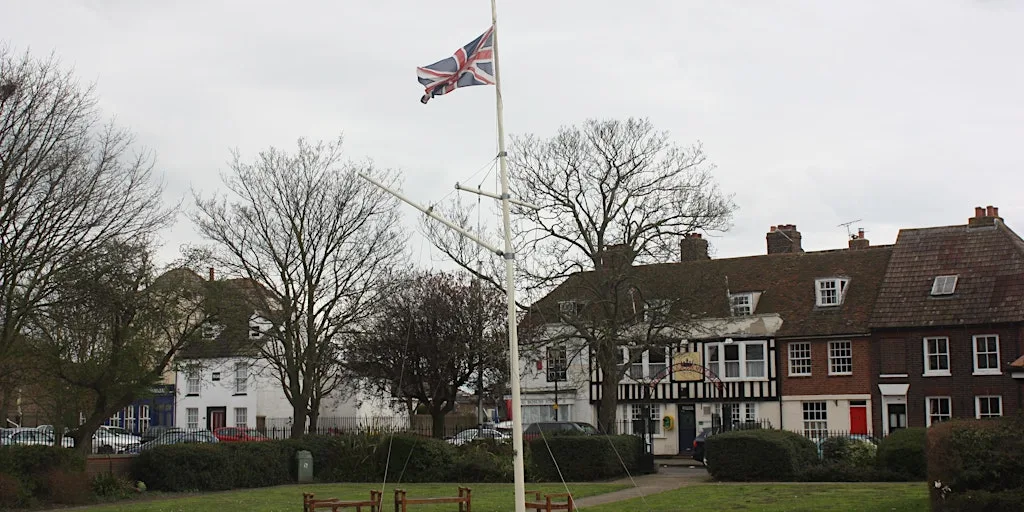 Walking Tour - Queenborough and Sheerness - Two Kent Ports at Queenborough Station