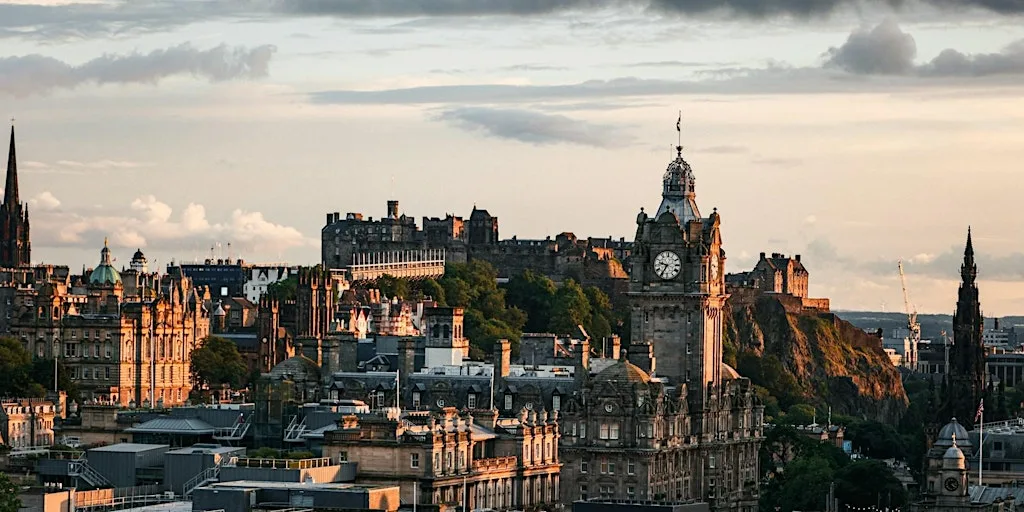 Solo travellers: casual hangout in Edinburgh (4pm)