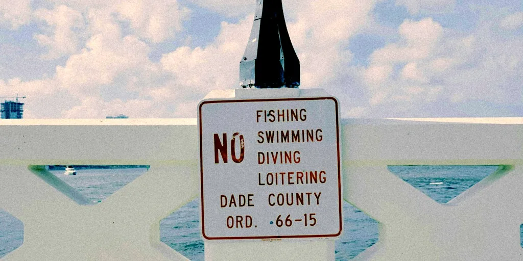 Trans Swimming Hour