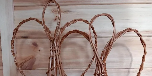 Willow Angel Tree Topper Workshop at Trebah Garden