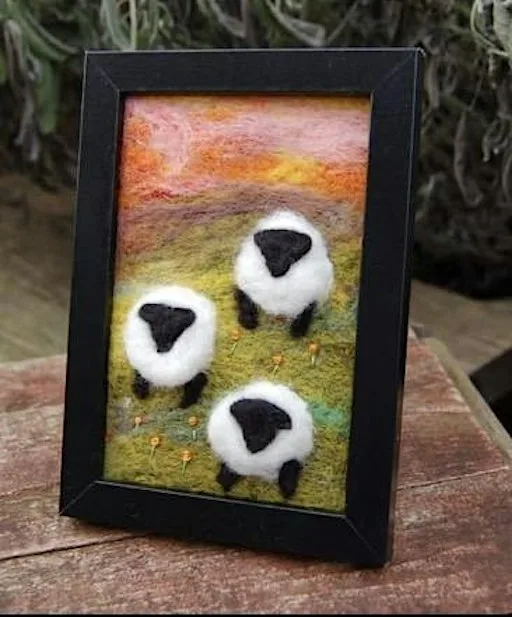 FREE GLASS OF FIZZ LANCASTER, Fizz n Felt Night Create a sheep Canvas