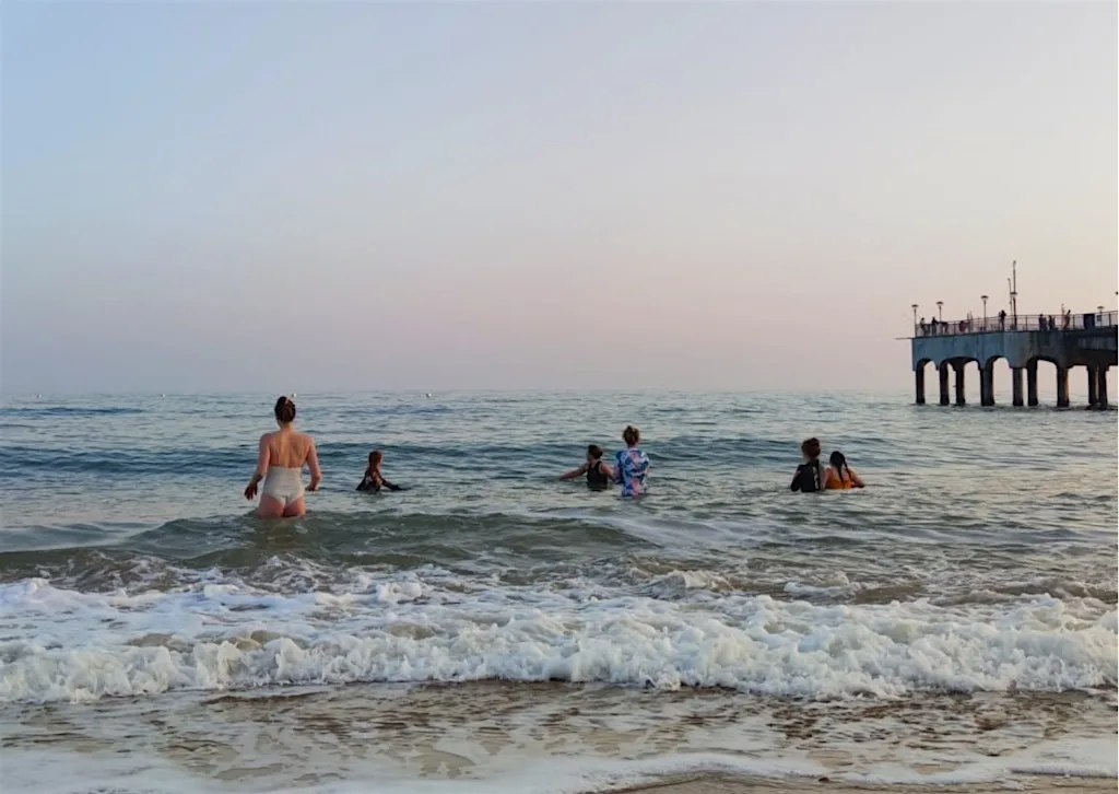 OCEAN RESET: FREE MONTHLY COMMUNITY SEA DIP at Boscombe Bouldering