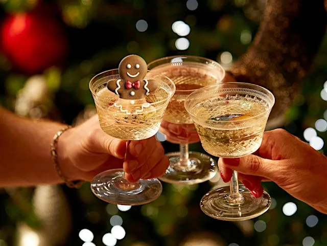 Christmas Join A Party at Macdonald Windsor Hotel