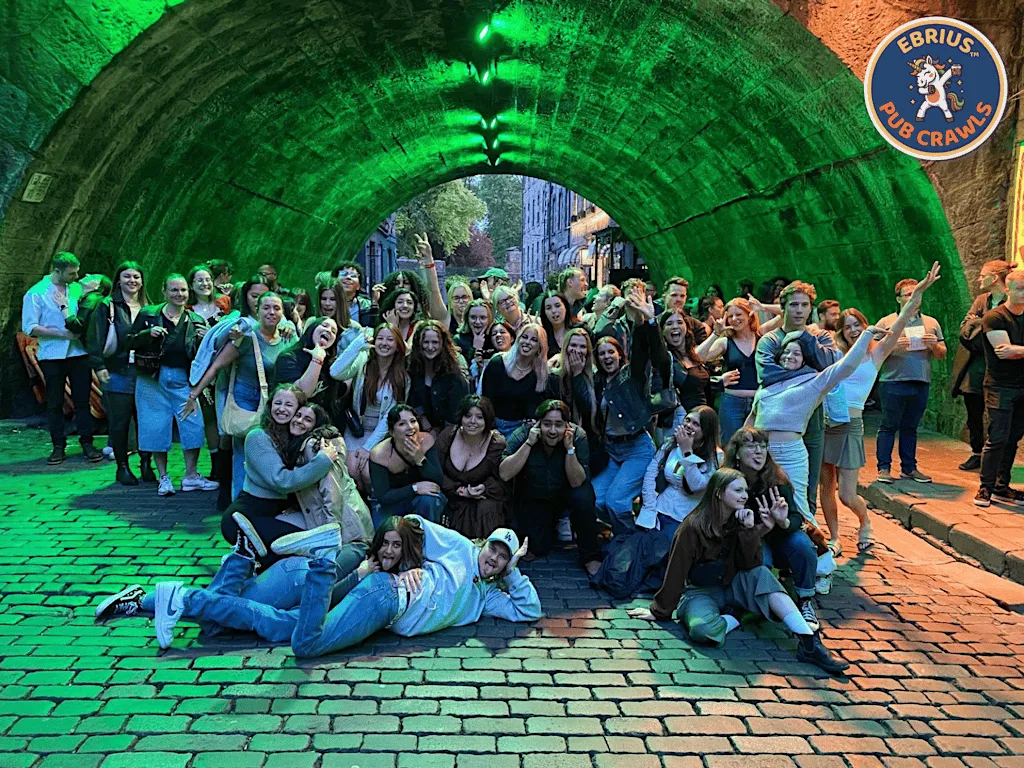 Edinburgh Late Night Pub Crawl (10PM) – Shots, Drinks & Club Entry at Belushi's Edinburgh