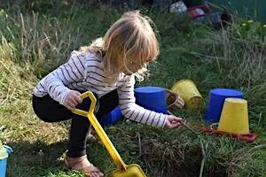 Abberton nature tots summer special at Abberton Reservoir
