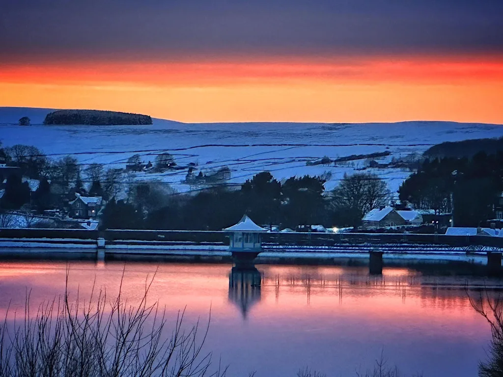 Guided Sunset Photo Walk Around Leeming Reservoir at Isle Lane