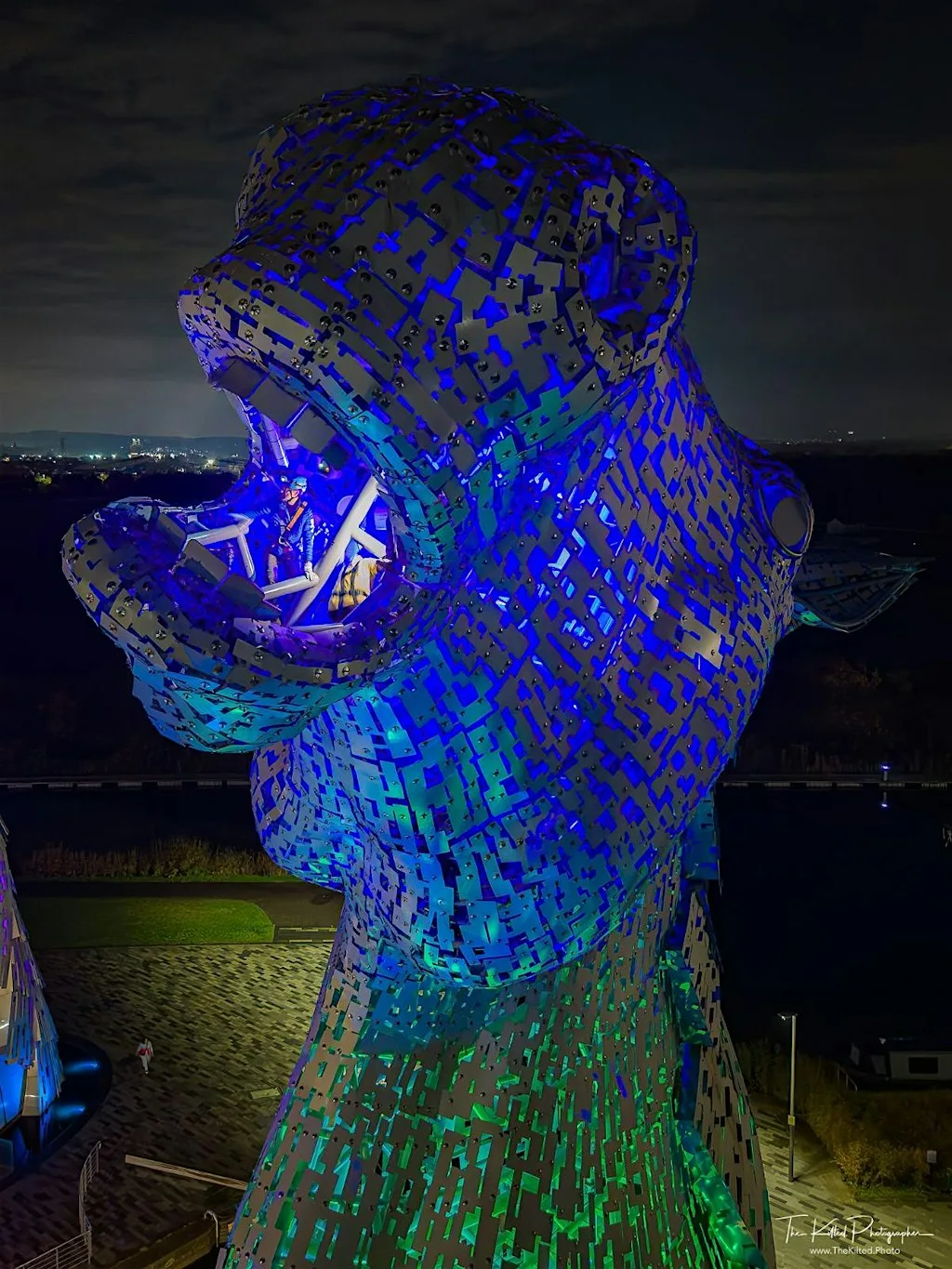 Illuminated Kelpies Experience with The Polar Academy at The Helix