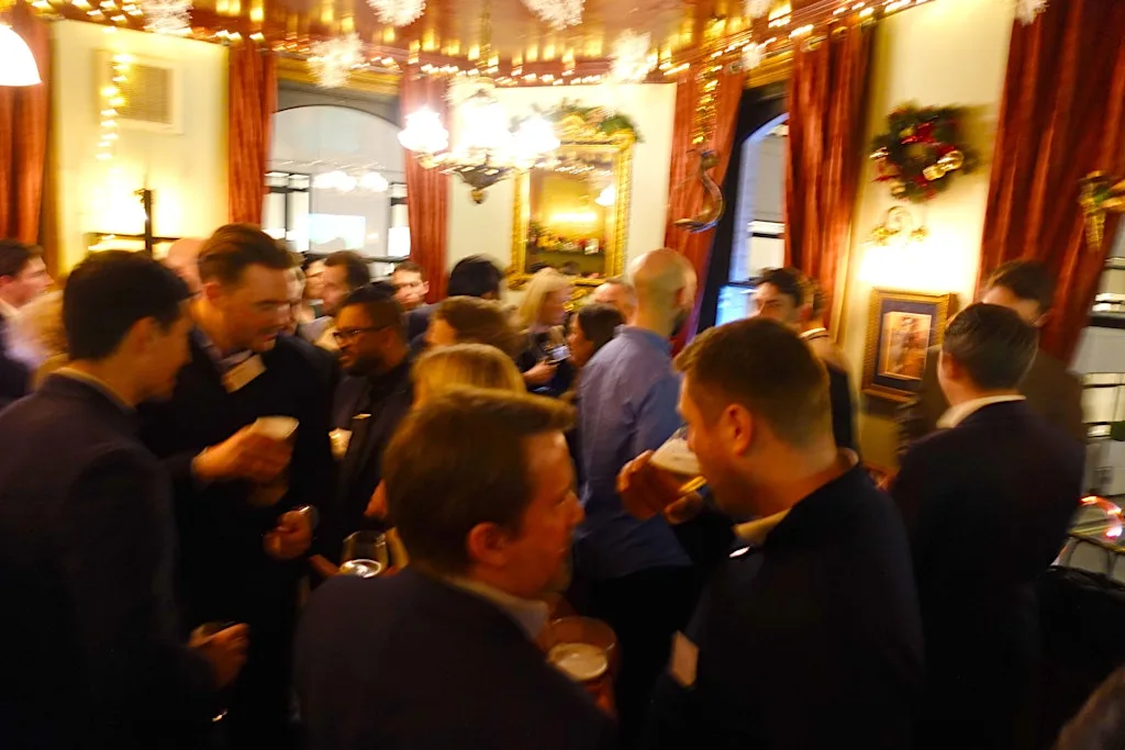 November Ecommerce Networking At Davys at St James-Make New Connections