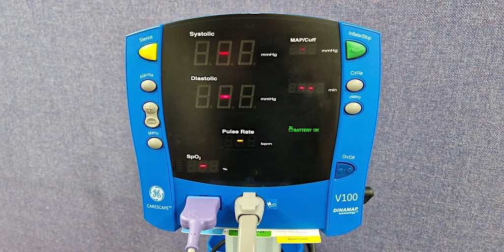 GE Carescape V100 - AT/A - QMC at MDCSU, A Floor, Medical School, Queen's Medical Centre