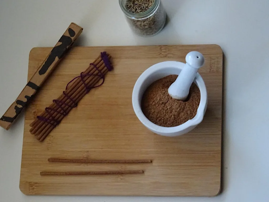 ART WORKSHOP Handmade Incense at Gainsborough Community Library