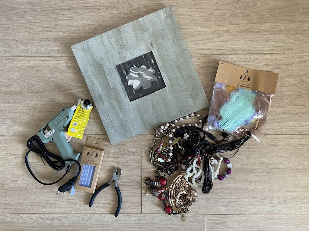 Discover Your Creativity: An Intuitive Art Workshop in Dublin at The LAB