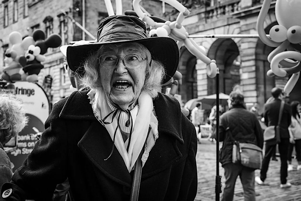Edinburgh Street Photography Course (Group max 6 people) at Edinburgh Waverley