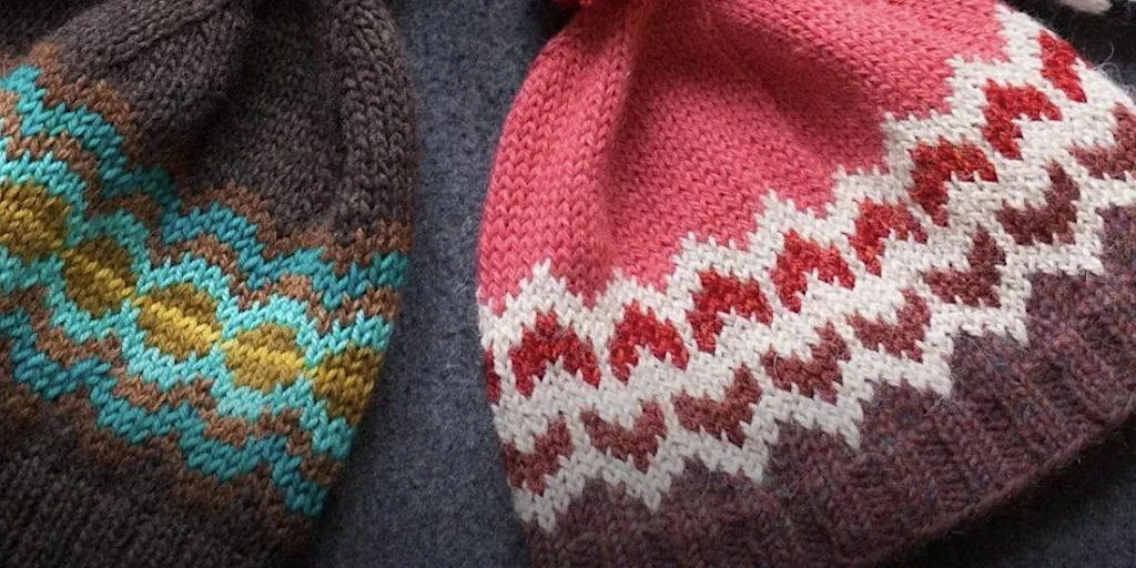 Introduction to fairisle/colourwork knitting- design your own hat/cowl at Yarn Etc