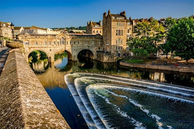 Day Trip By Coach To Bath, Castle Combe & Stonehenge