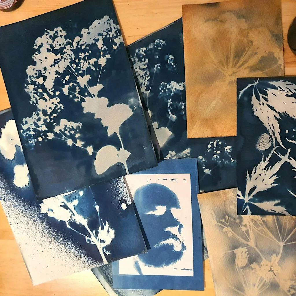 Botanical Impressions Workshop 4 : Cyanotype & Anthotype Botanical Printing