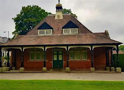 A Walk around Victorian Hunter's Bar in Sheffield at Endcliffe Park