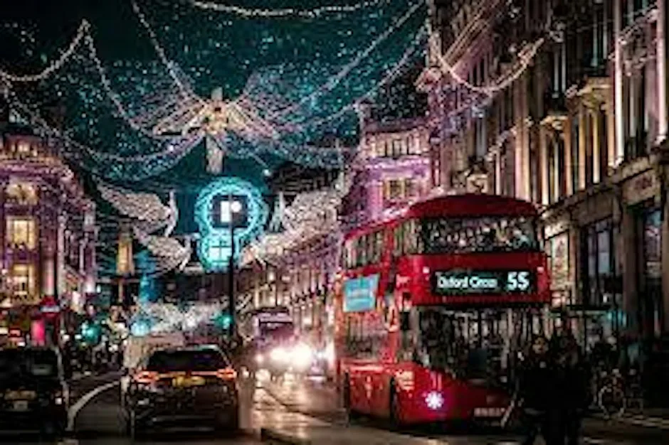 Christmas in London, including night time drive of the lights!