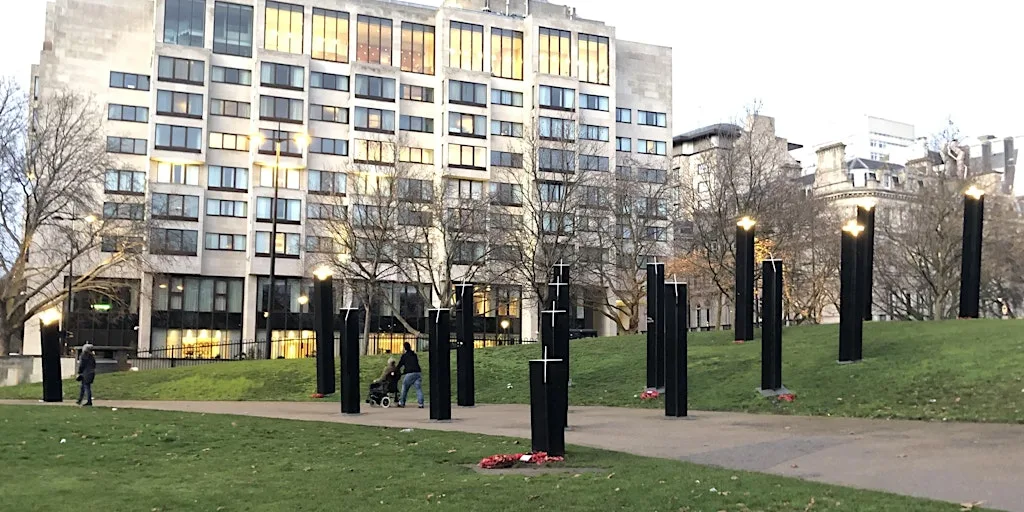 Empire at War: Memorials, Sacrifice and the Cost of Conflict