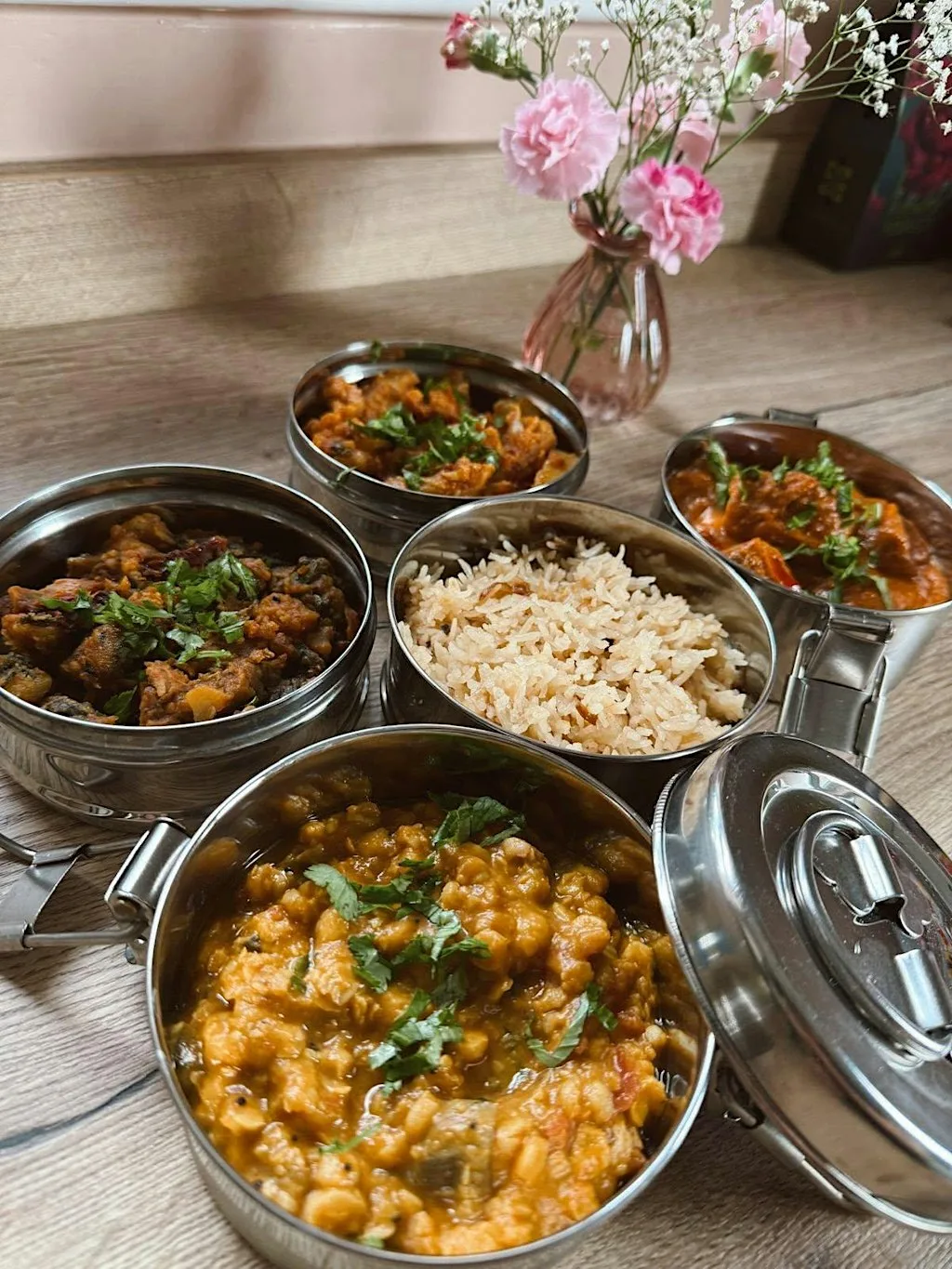 Curry Night With Coriander & Lime Friday 27th November 2026 at WhataHoot Distillery